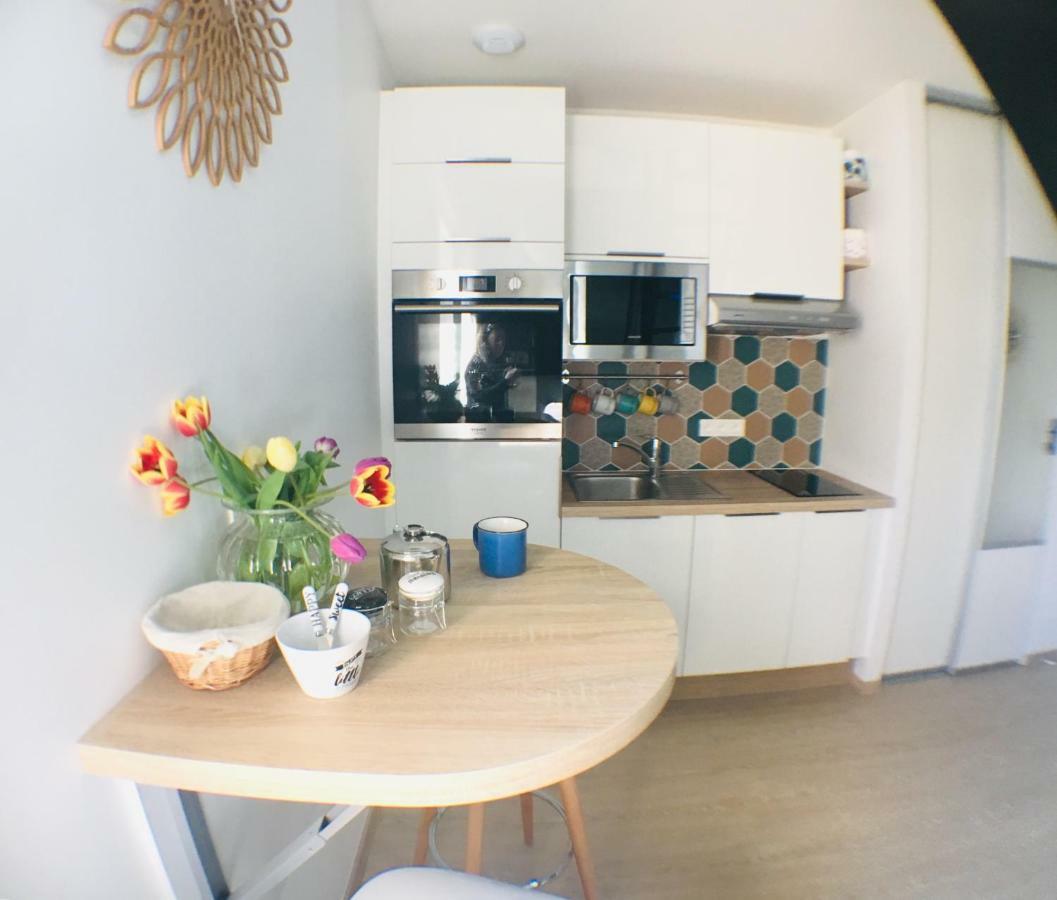 Ferienwohnung La Madeleine Vannes Exterior foto